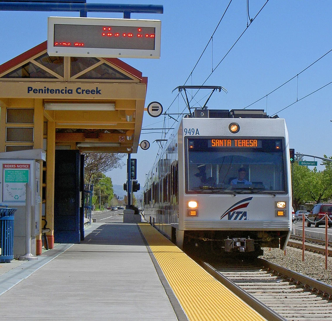 VTA light-rail train at Penitencia Creek station in San Jose
